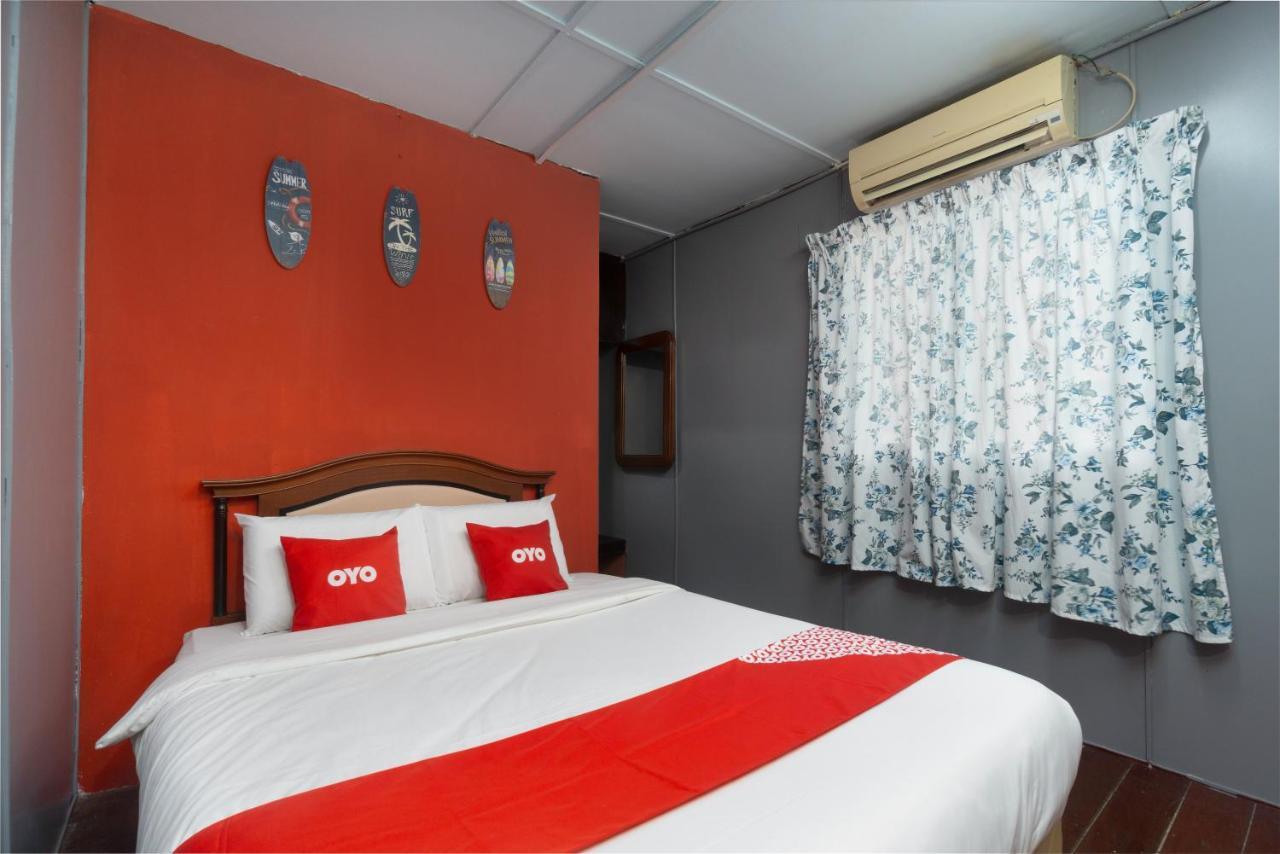 Oyo 89646 Panvill Resort Kampong Pasir Bogak Εξωτερικό φωτογραφία