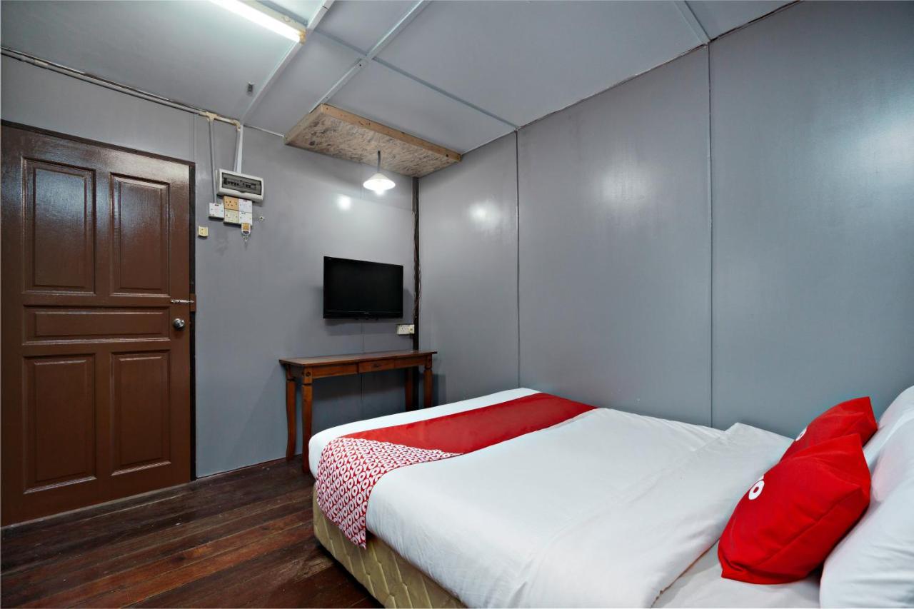 Oyo 89646 Panvill Resort Kampong Pasir Bogak Εξωτερικό φωτογραφία