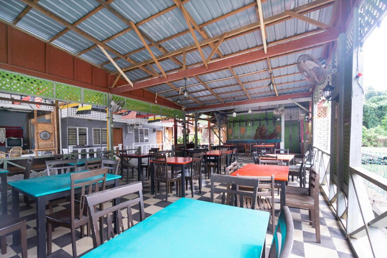Oyo 89646 Panvill Resort Kampong Pasir Bogak Εξωτερικό φωτογραφία