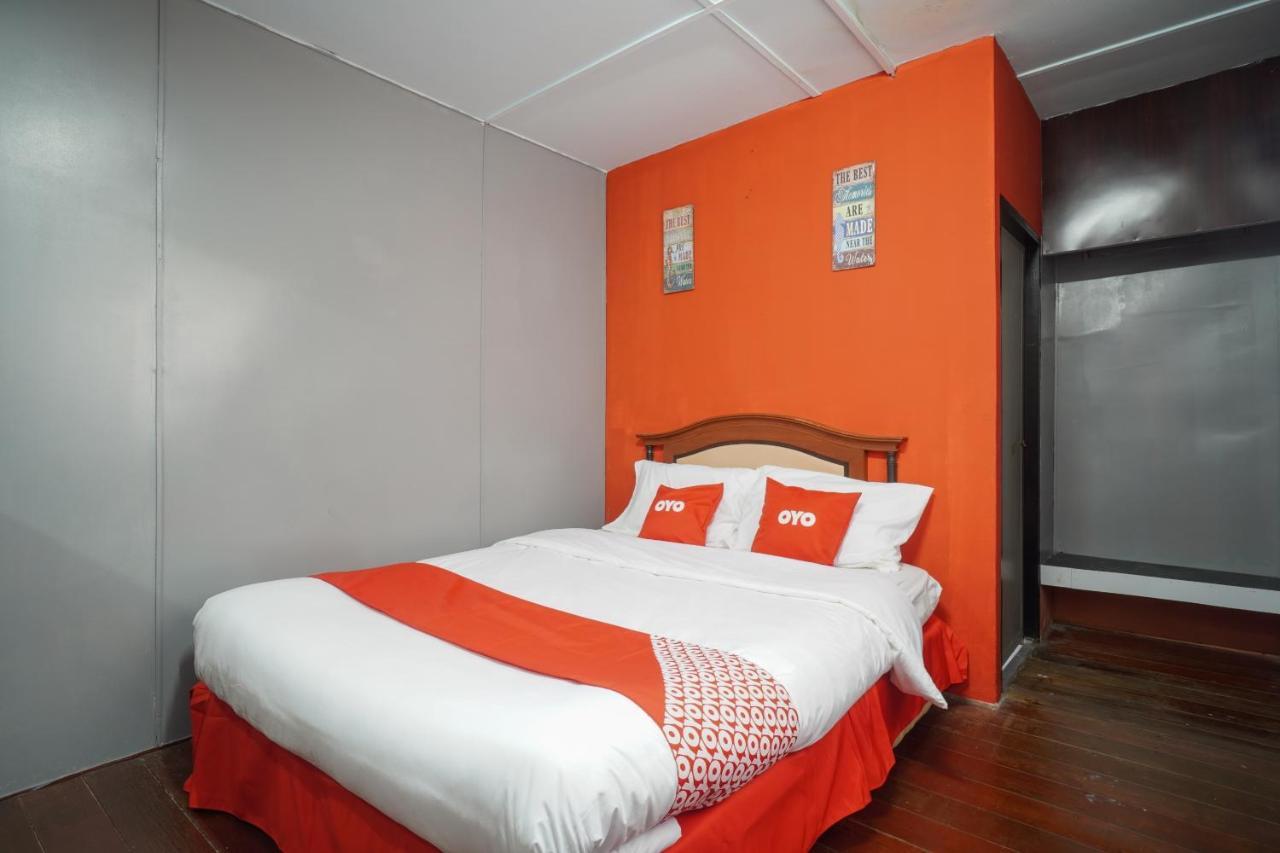 Oyo 89646 Panvill Resort Kampong Pasir Bogak Εξωτερικό φωτογραφία