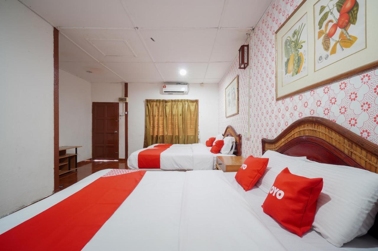 Oyo 89646 Panvill Resort Kampong Pasir Bogak Εξωτερικό φωτογραφία